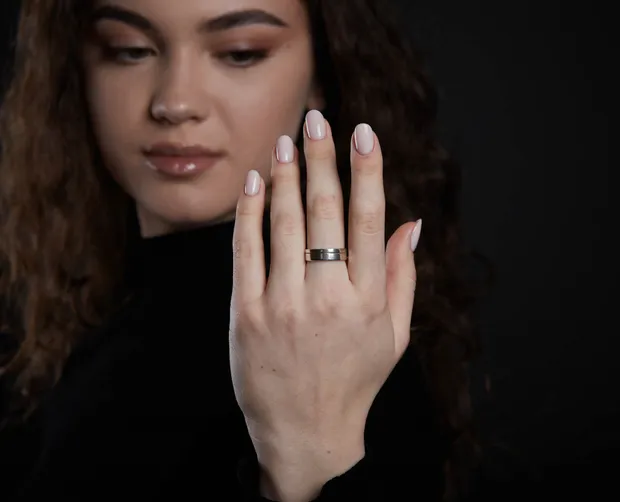 Срібна каблучка Обручка 11000/4