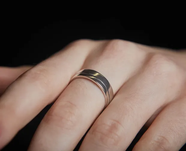 Срібна каблучка Обручка 11000/4