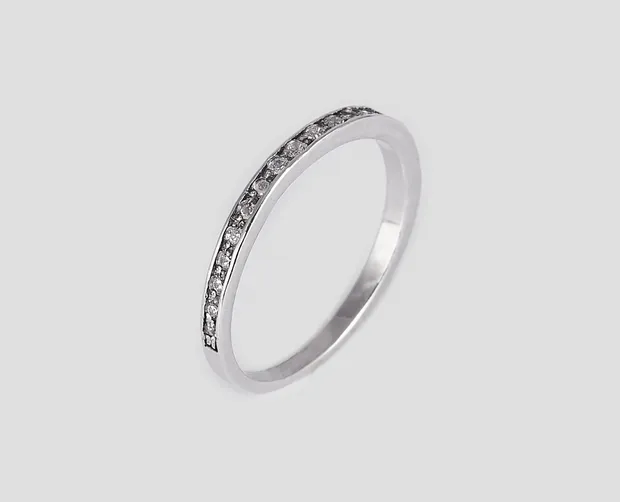 Срібна каблучка Доріжка Фіанітів 10395/1