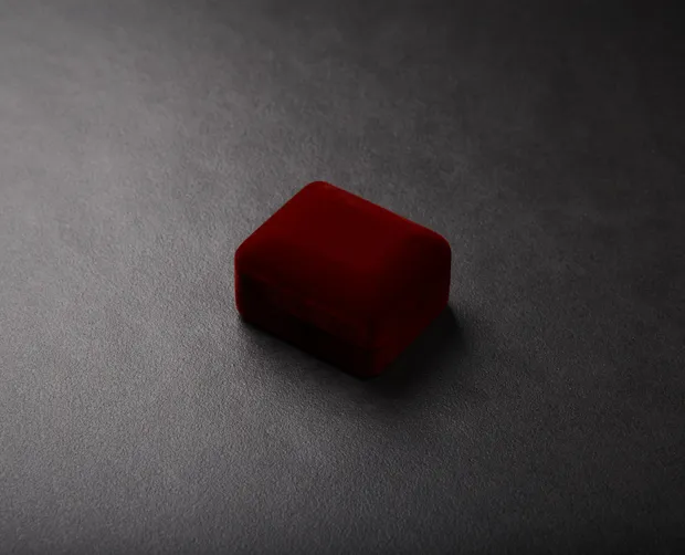 Футляр під каблучку П135